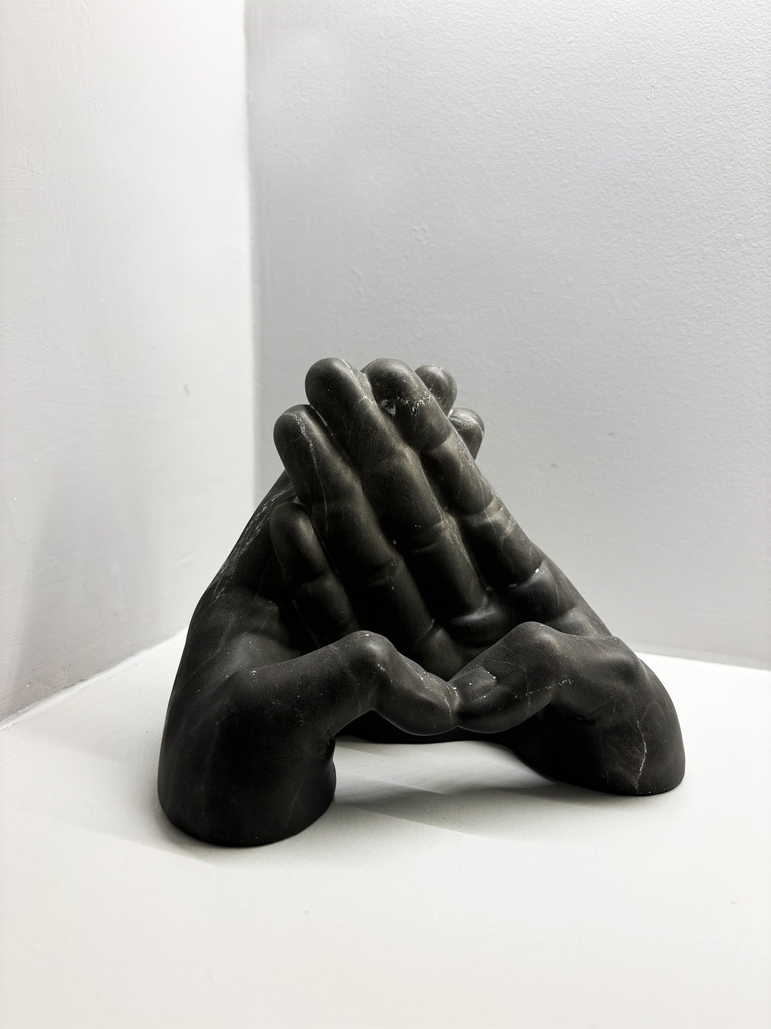 Marble Effect Hand Ornament Phone Holder